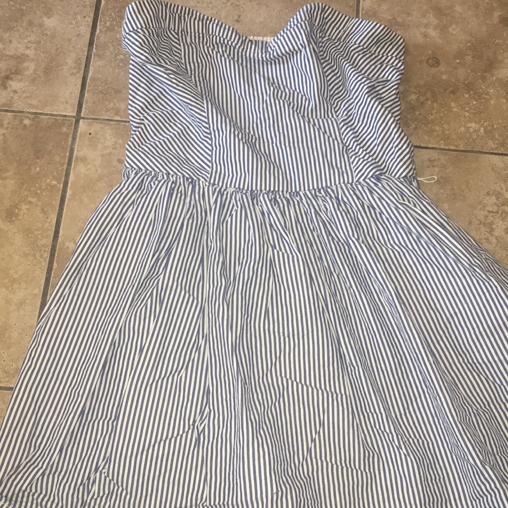 Strapless Hollister dress